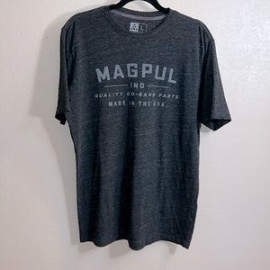 💥2/$15💥 Magpul tshirt size L